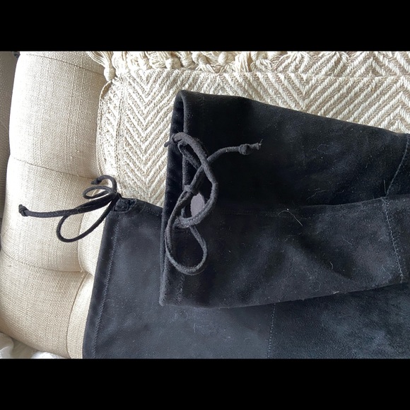 Suede, thigh high boots, worn once. - Picture 3 of 4